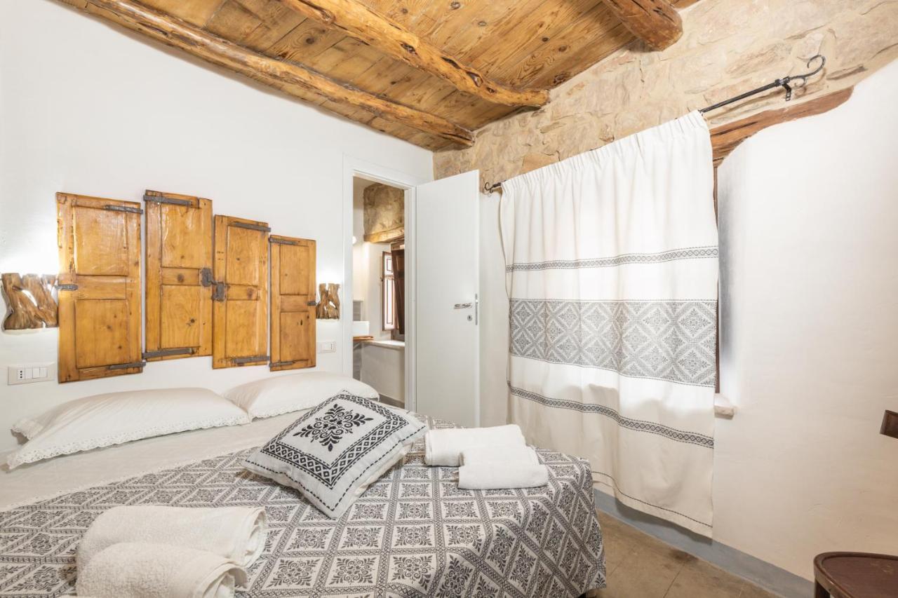 Hotel Bed And Terrace Caterina Baunei Exterior foto