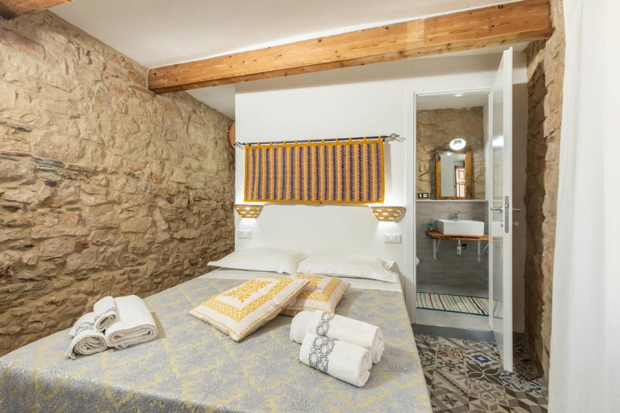 Hotel Bed And Terrace Caterina Baunei Exterior foto