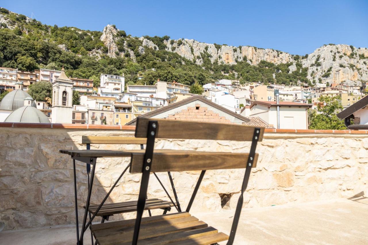 Hotel Bed And Terrace Caterina Baunei Exterior foto